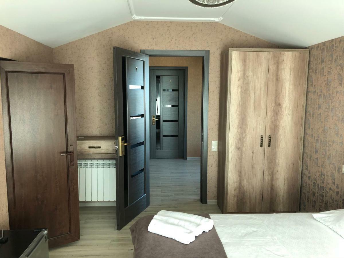 Gk Villa Tbilisi Ngoại thất bức ảnh